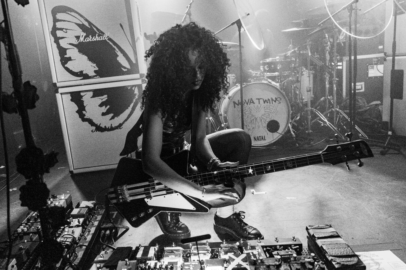 Nova Twins @ Molotow, Hamburg (DE) - JP Molloy x ww.vezmagazine.it