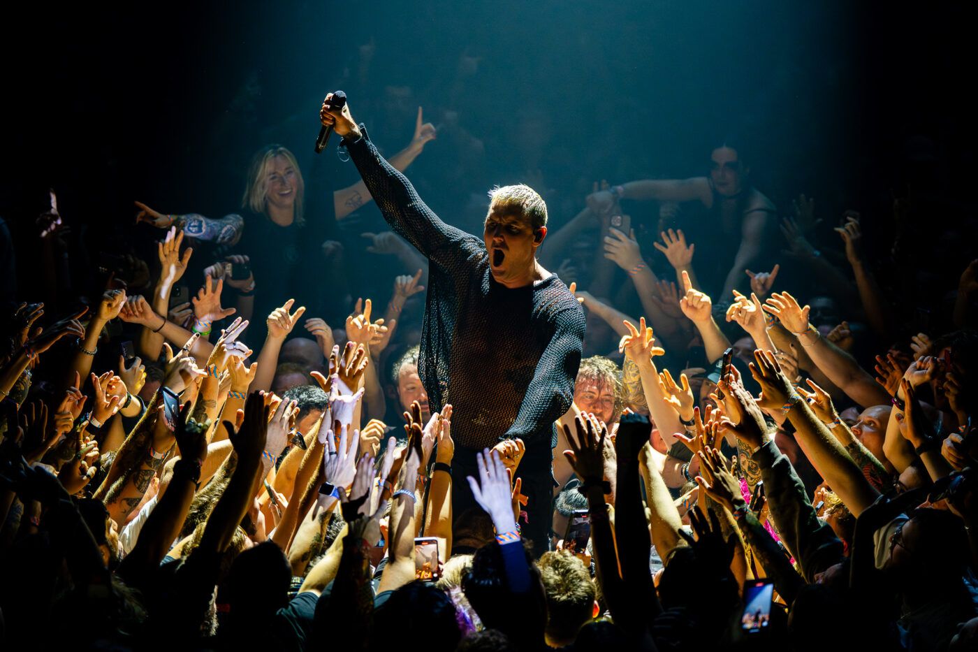 Parkway Drive @ Wembley Arena, London (UK) - JP Molloy x ww.vezmagazine.it