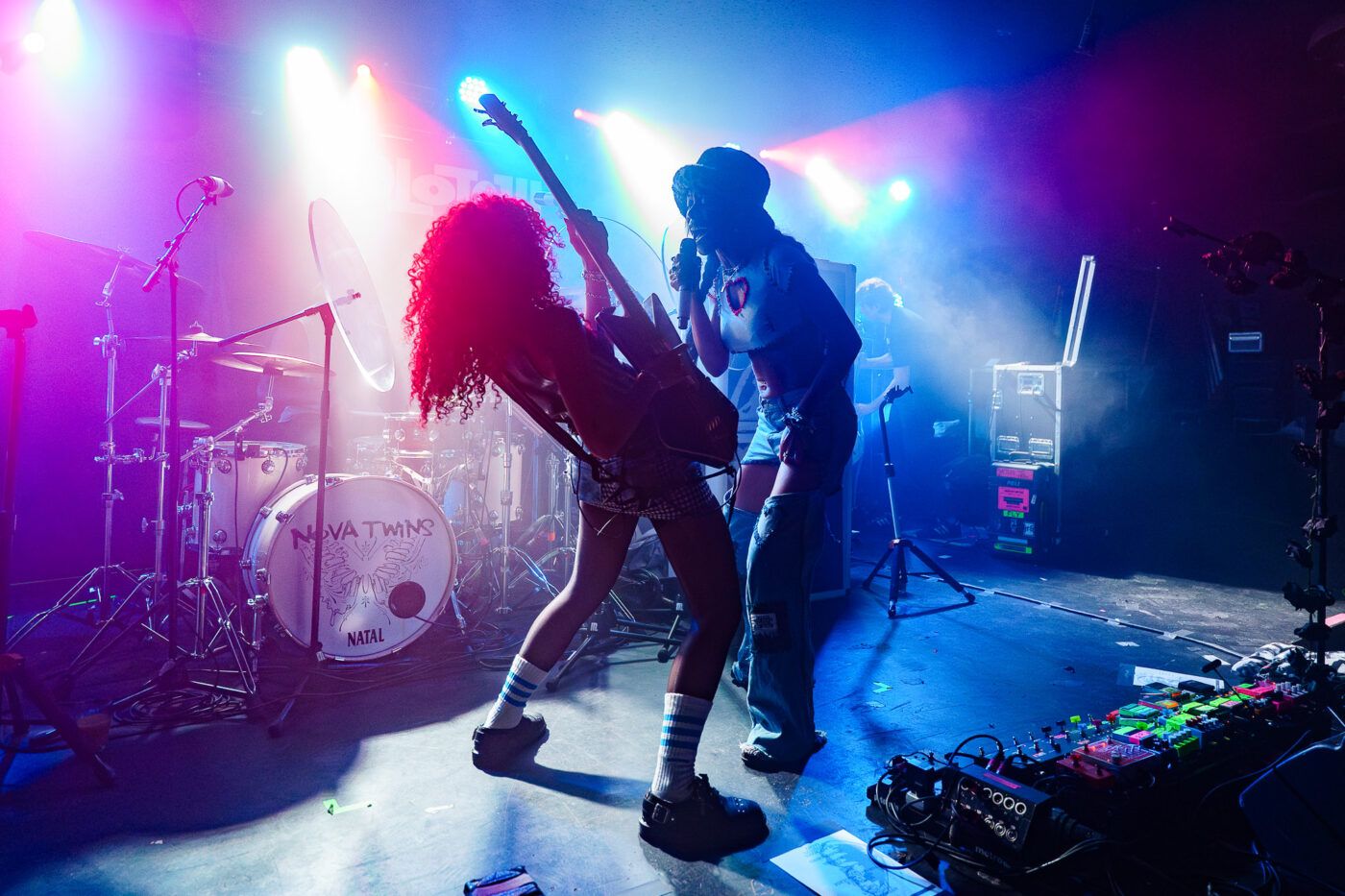 Nova Twins @ Molotow, Hamburg (DE) - JP Molloy x ww.vezmagazine.it