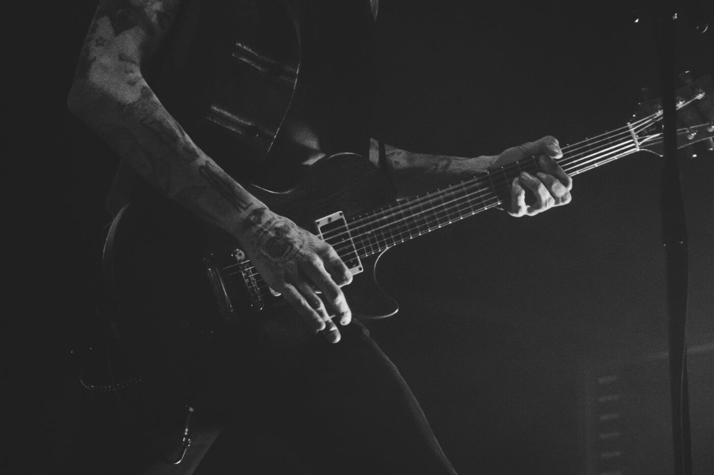 Ministri live @ Estragon (Bologna) Sabrina Lelli per www.vezmagazine.it